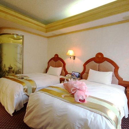 Wang Fu Hotel Miaoli Bagian luar foto