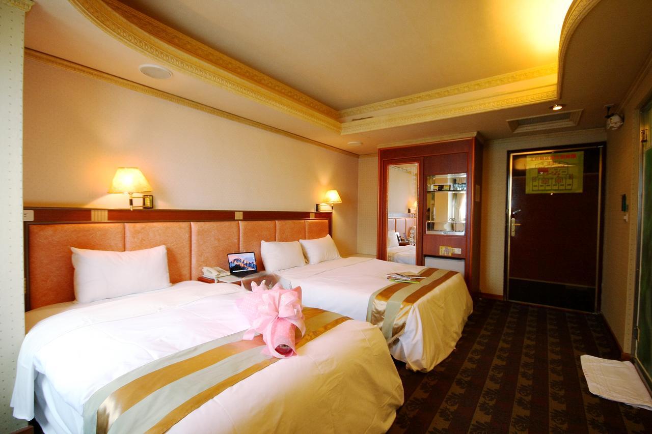 Wang Fu Hotel Miaoli Bagian luar foto